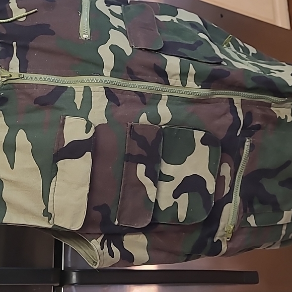 Camouflage Unisex Utility Vest - Picture 3 of 14